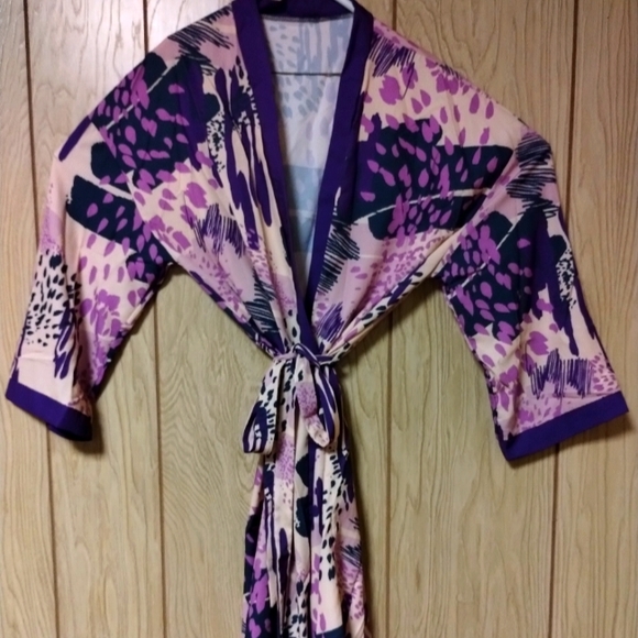 Izzy & Liv Purple Kimono - Picture 1 of 12